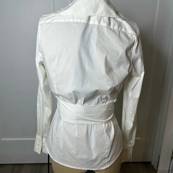 172.  white blouse - Picture 7 of 16